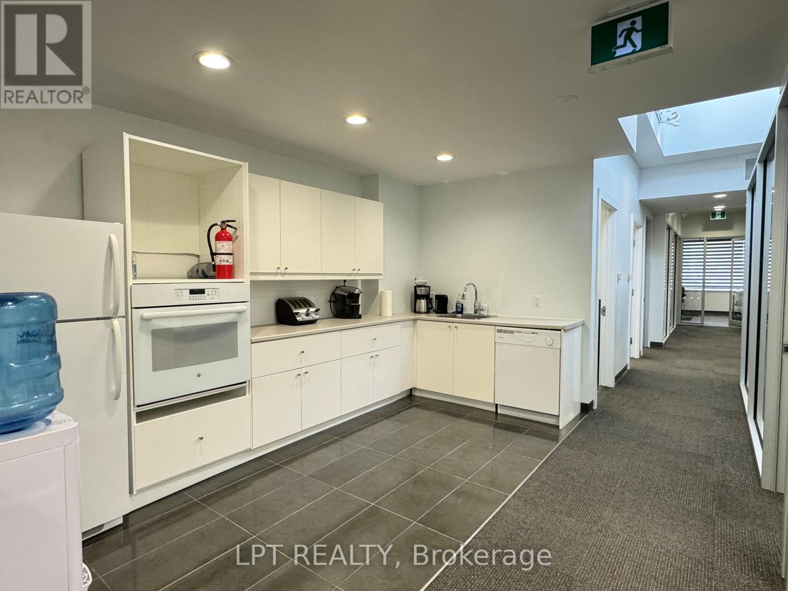 1 - 57 Collier Street, Barrie, Ontario  L4M 1G7 - Photo 19 - S12435932