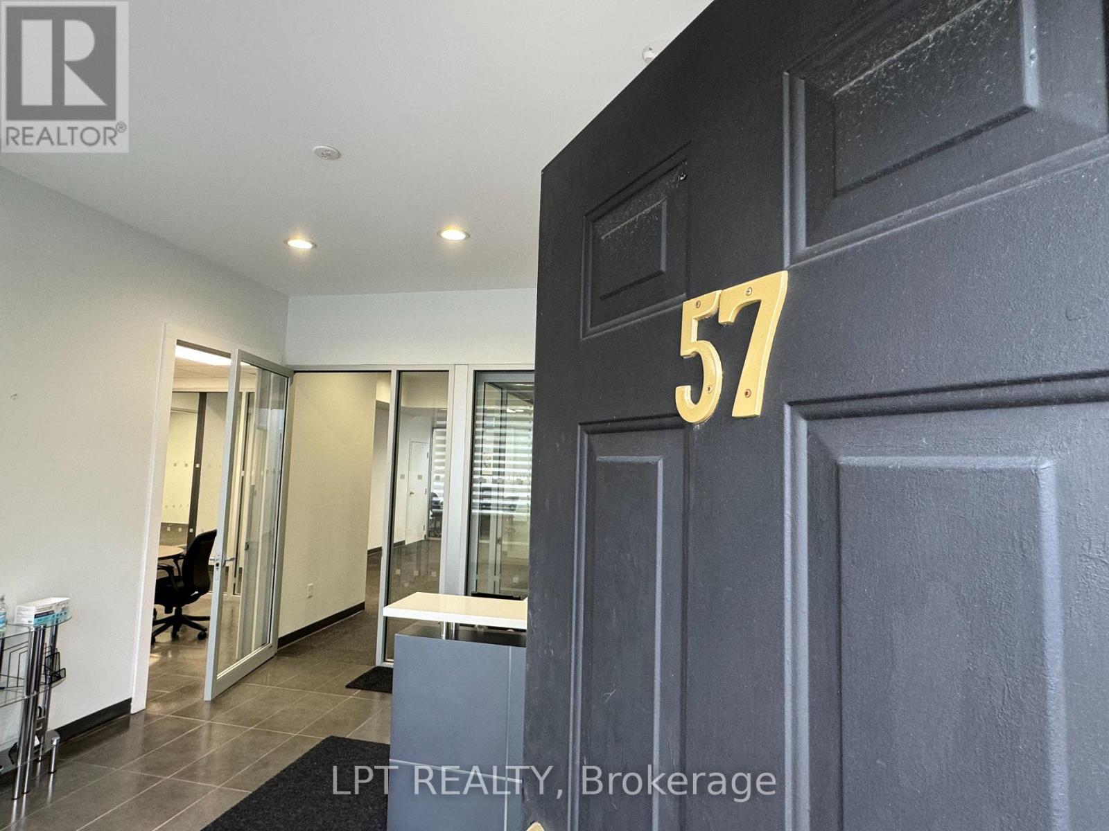 1 - 57 Collier Street, Barrie, Ontario  L4M 1G7 - Photo 5 - S12435932