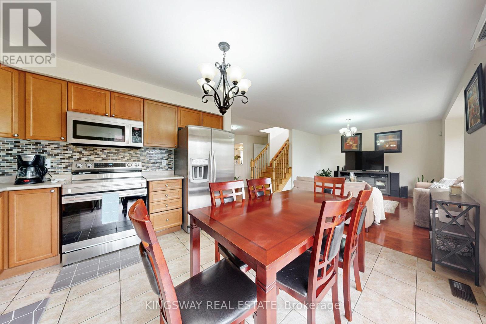 142 Valleyway Drive, Brampton, Ontario  L6X 0N3 - Photo 20 - W12435925