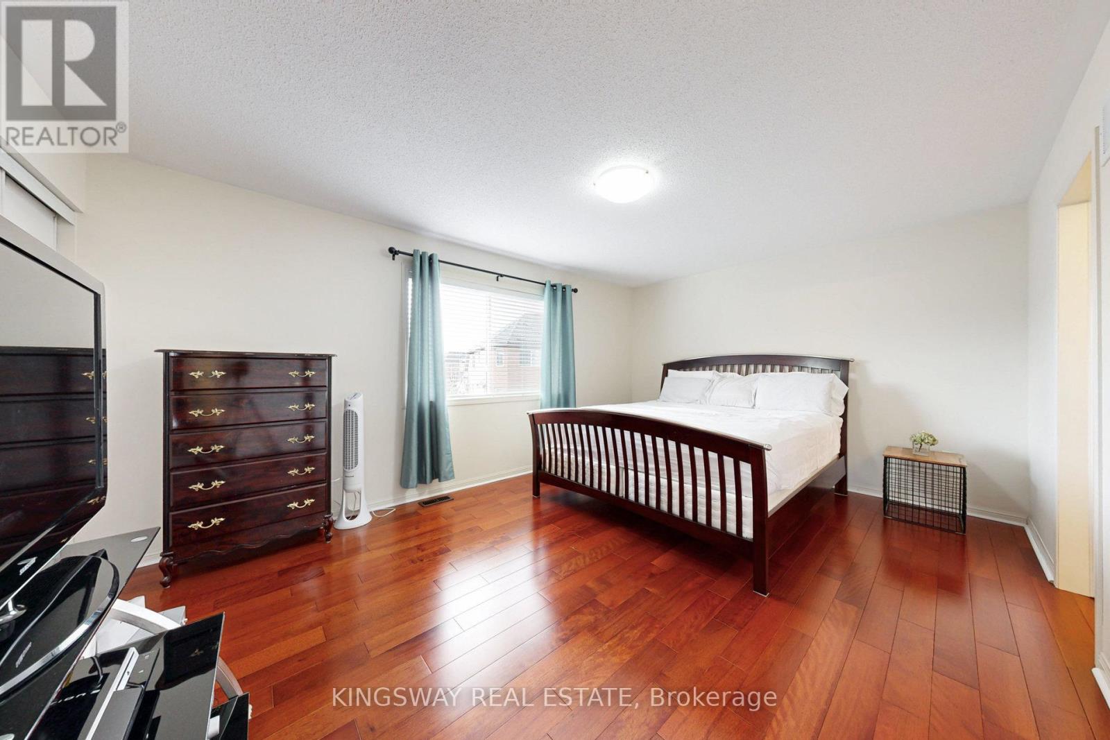 142 Valleyway Drive, Brampton, Ontario  L6X 0N3 - Photo 24 - W12435925
