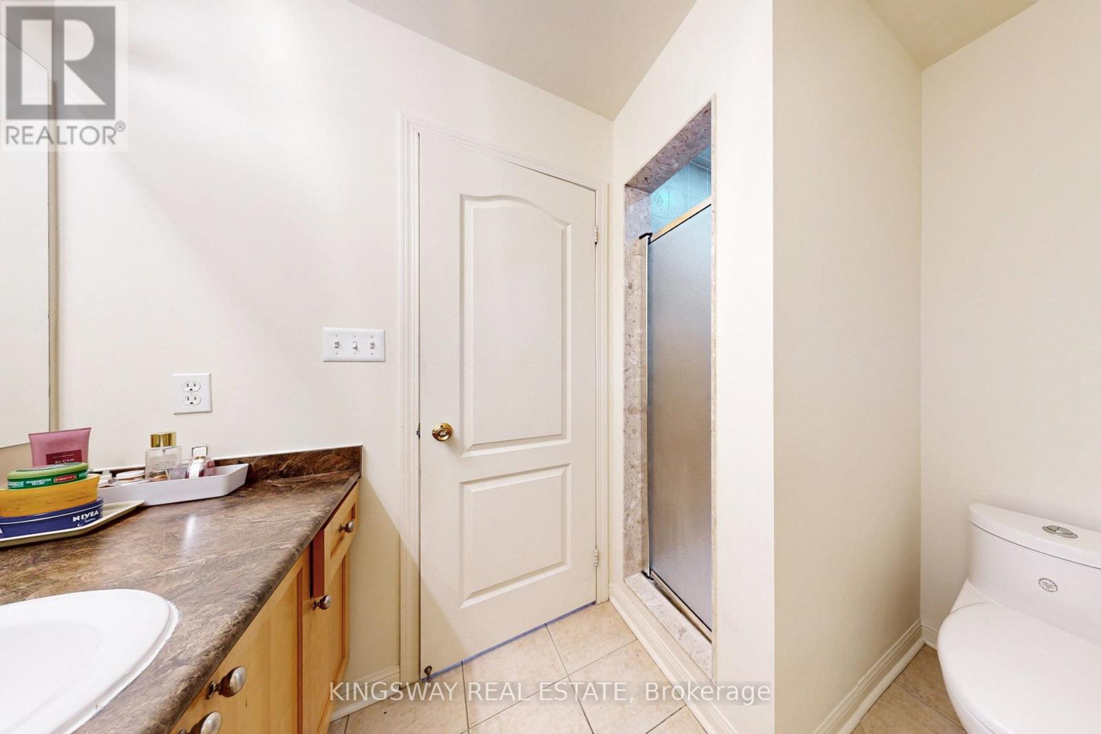 142 Valleyway Drive, Brampton, Ontario  L6X 0N3 - Photo 33 - W12435925