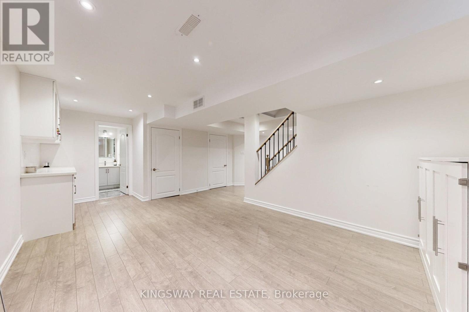 142 Valleyway Drive, Brampton, Ontario  L6X 0N3 - Photo 41 - W12435925