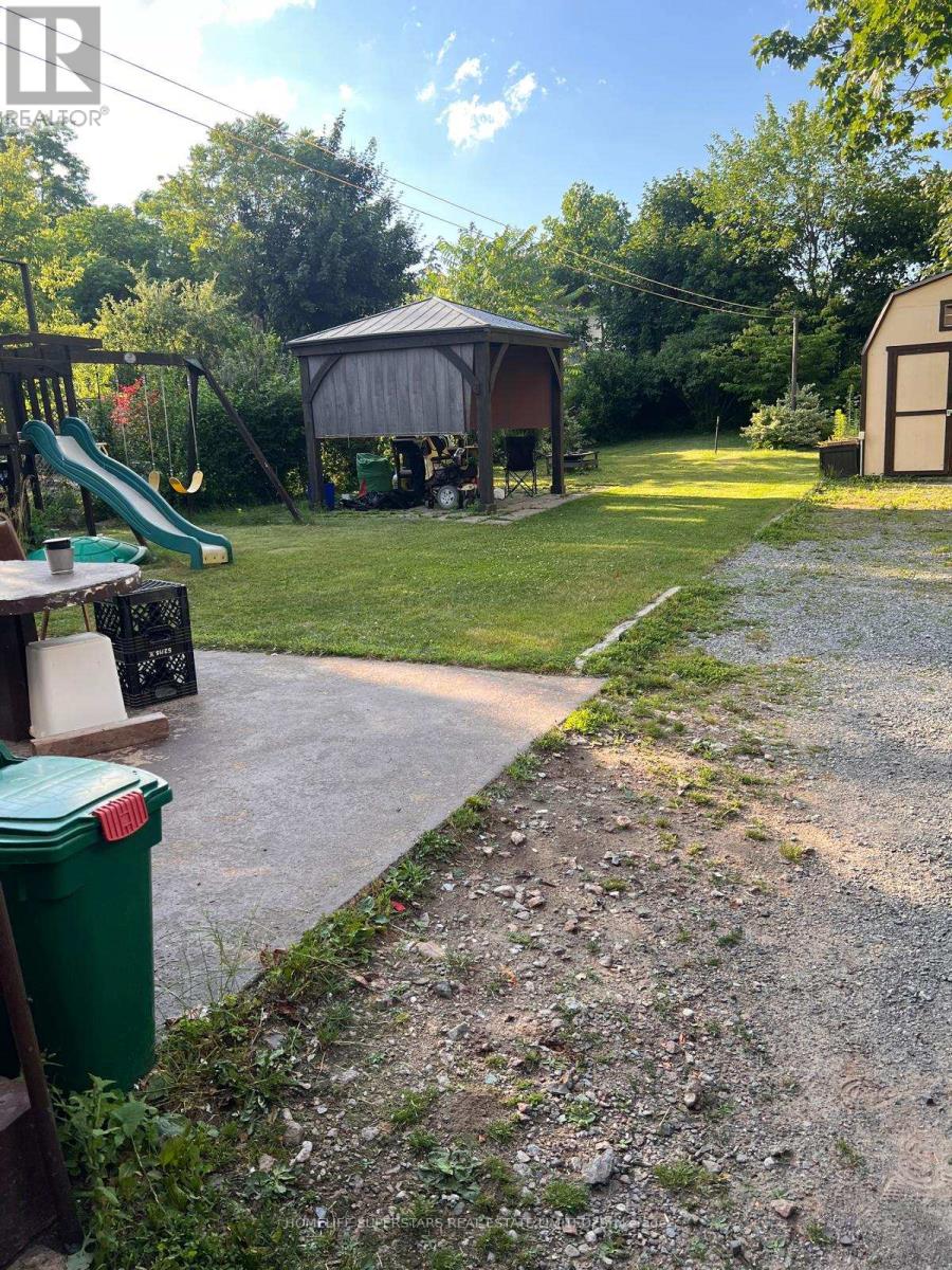 5991 Culp Street, Niagara Falls, Ontario  L2G 2B6 - Photo 2 - X12276050
