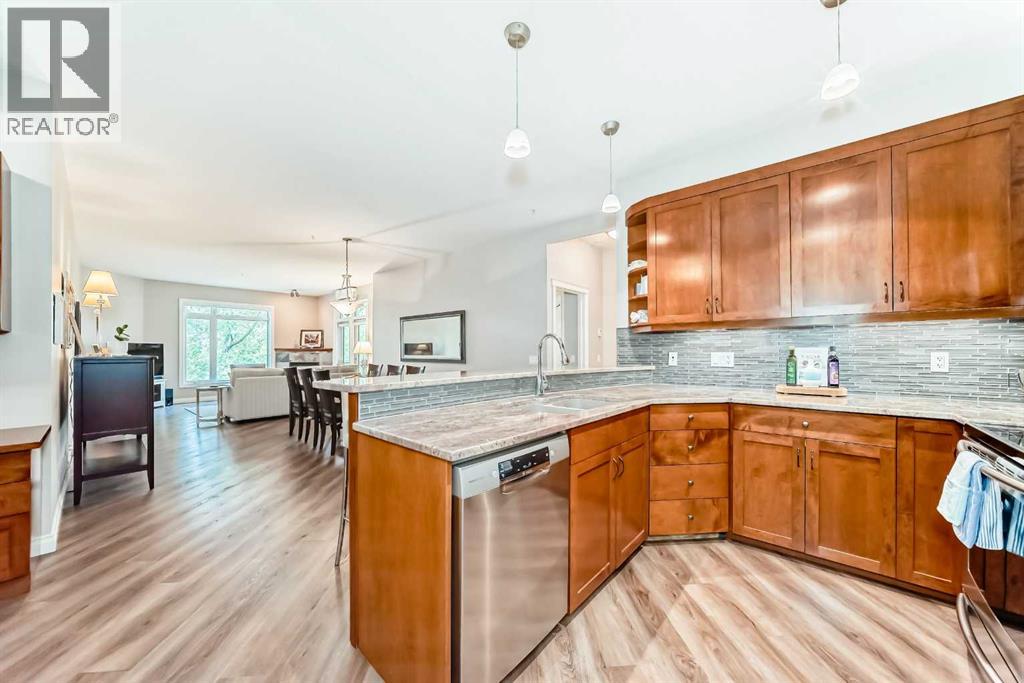 7204, 14 Hemlock Crescent Sw, Calgary, Alberta  T3C 2Z1 - Photo 8 - A2255771