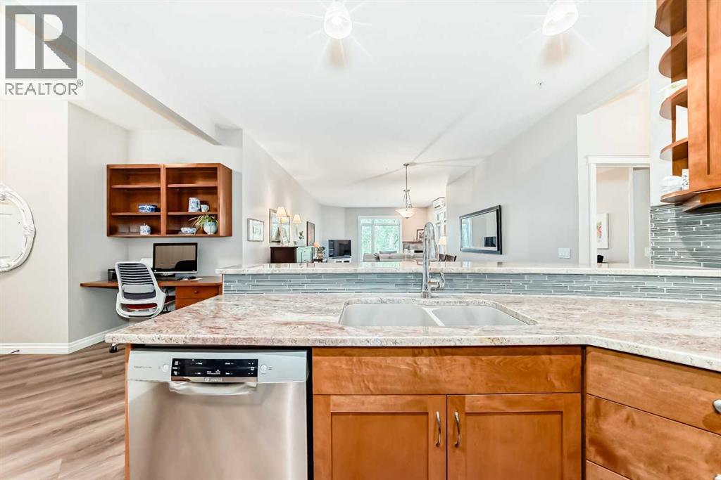 7204, 14 Hemlock Crescent Sw, Calgary, Alberta  T3C 2Z1 - Photo 9 - A2255771