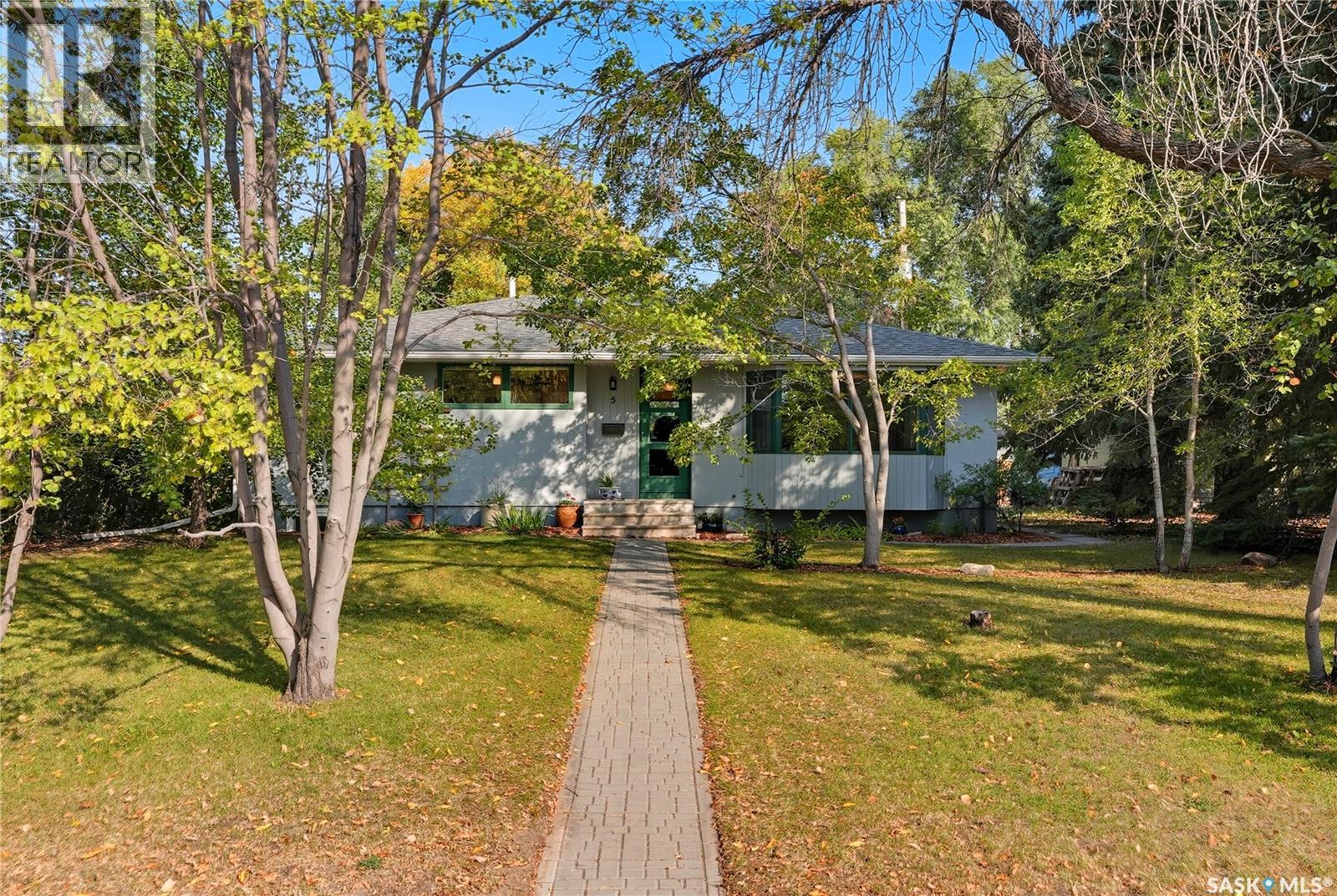 5 Ling Street, Saskatoon, Saskatchewan  S7H 3G2 - Photo 2 - SK019689