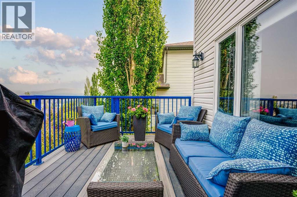 16 Bow Ridge Drive, Cochrane, Alberta  T4C 1V6 - Photo 11 - A2230277