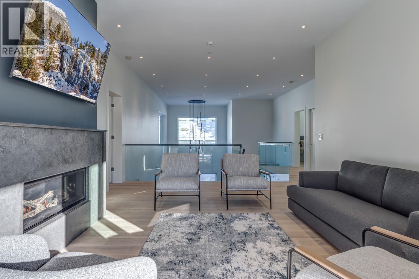 9374 Flicker Way, Whistler, British Columbia  V8E 1M1 - Photo 16 - R2972948