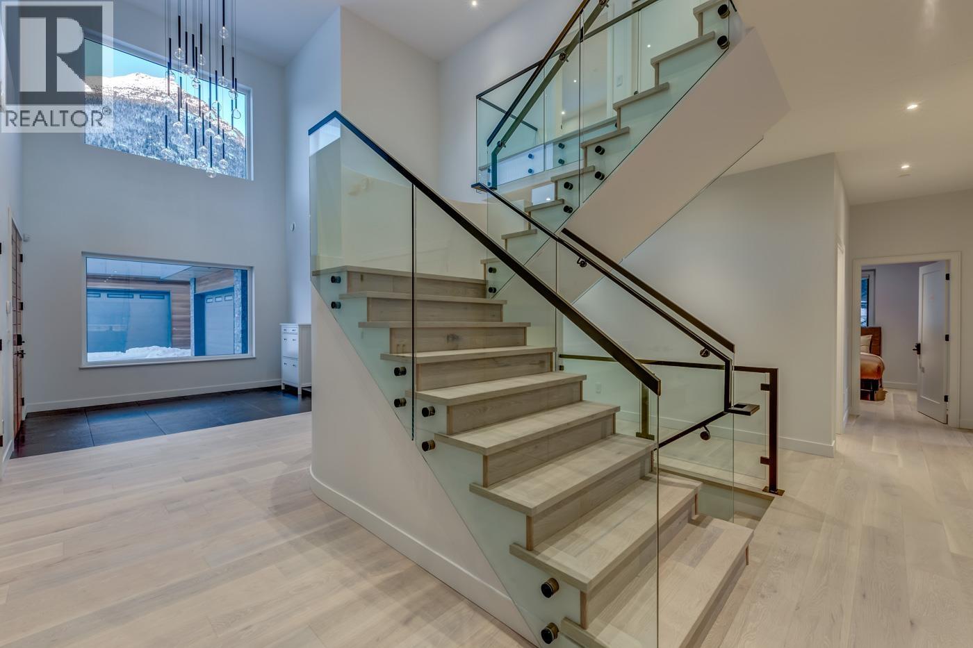 9374 Flicker Way, Whistler, British Columbia  V8E 1M1 - Photo 5 - R2972948