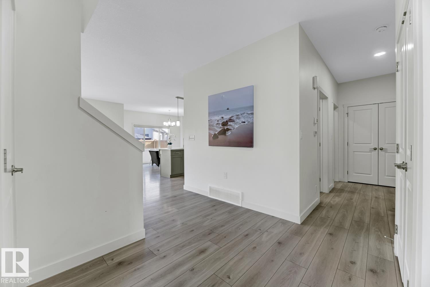 513 Eagleson Wd Nw, Edmonton, Alberta  T6M 0Y6 - Photo 5 - E4458274