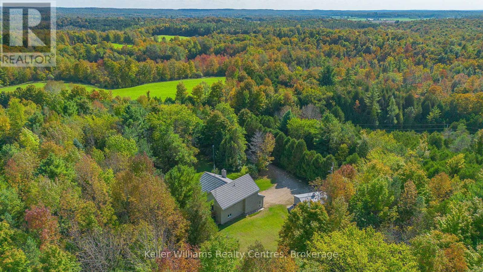 702473 Sideroad 5, Chatsworth, Ontario  N0H 1K0 - Photo 2 - X12435958