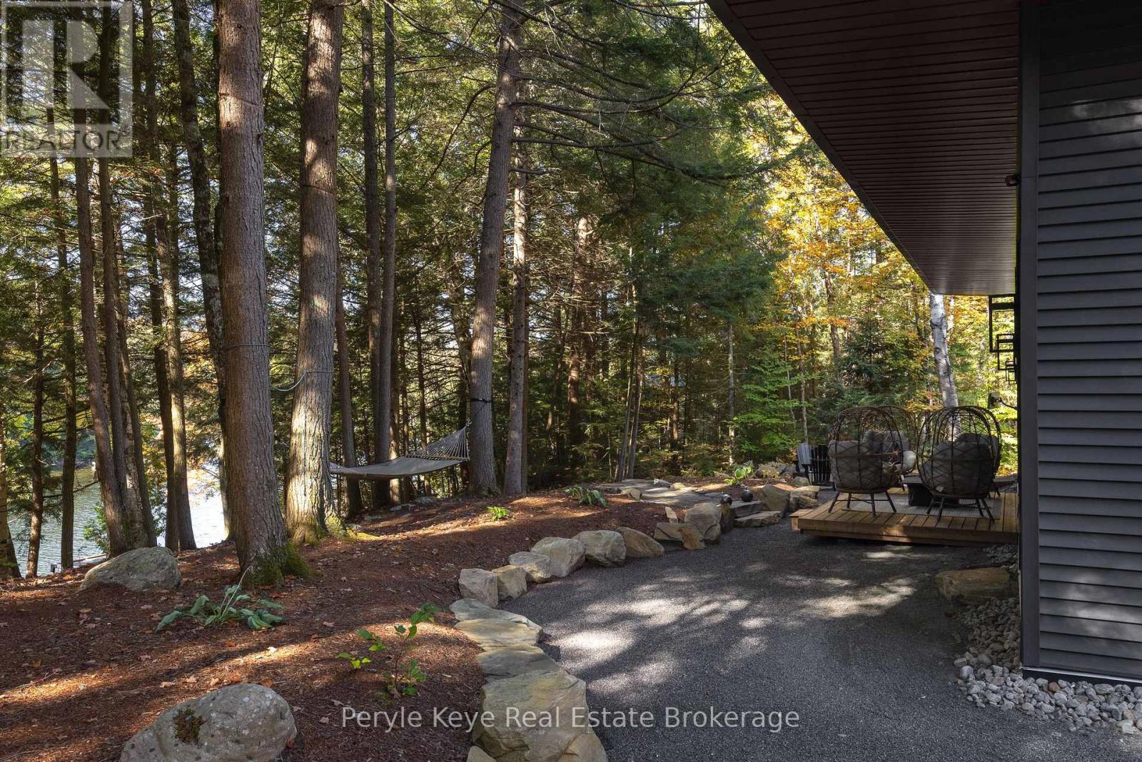 1-1387 Oxbow Lake Road, Lake Of Bays, Ontario  P1H 2J6 - Photo 4 - X12435984