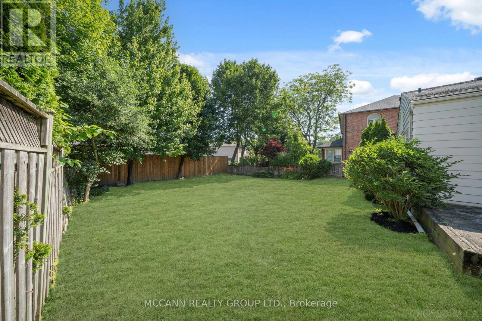 102 Yorkminster Road, Toronto, Ontario  M2P 1M6 - Photo 31 - C12435887