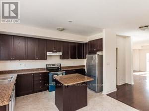 Upper - 106 Aspen Hills Road, Brampton, Ontario  L6Y 6E5 - Photo 2 - W12420014
