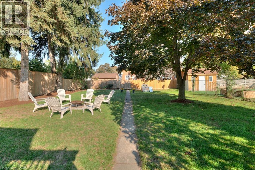 33 Bloomingdale Road N, Kitchener, Ontario  N2K 1A4 - Photo 39 - 40772860