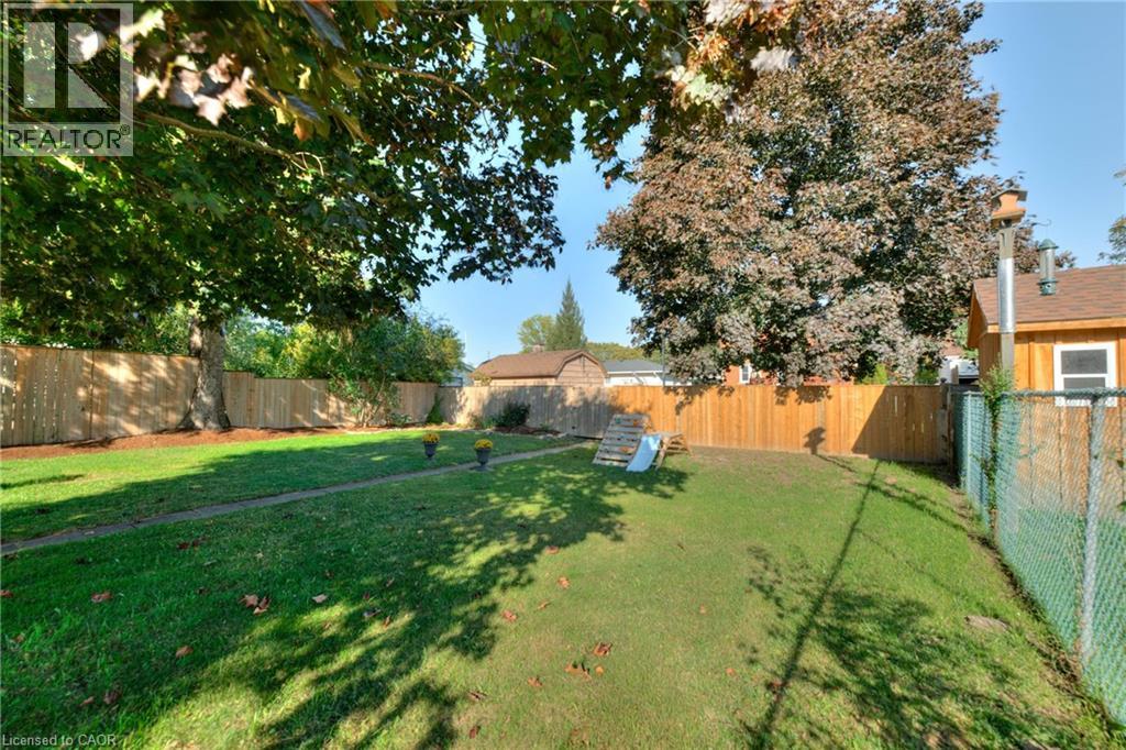 33 Bloomingdale Road N, Kitchener, Ontario  N2K 1A4 - Photo 40 - 40772860