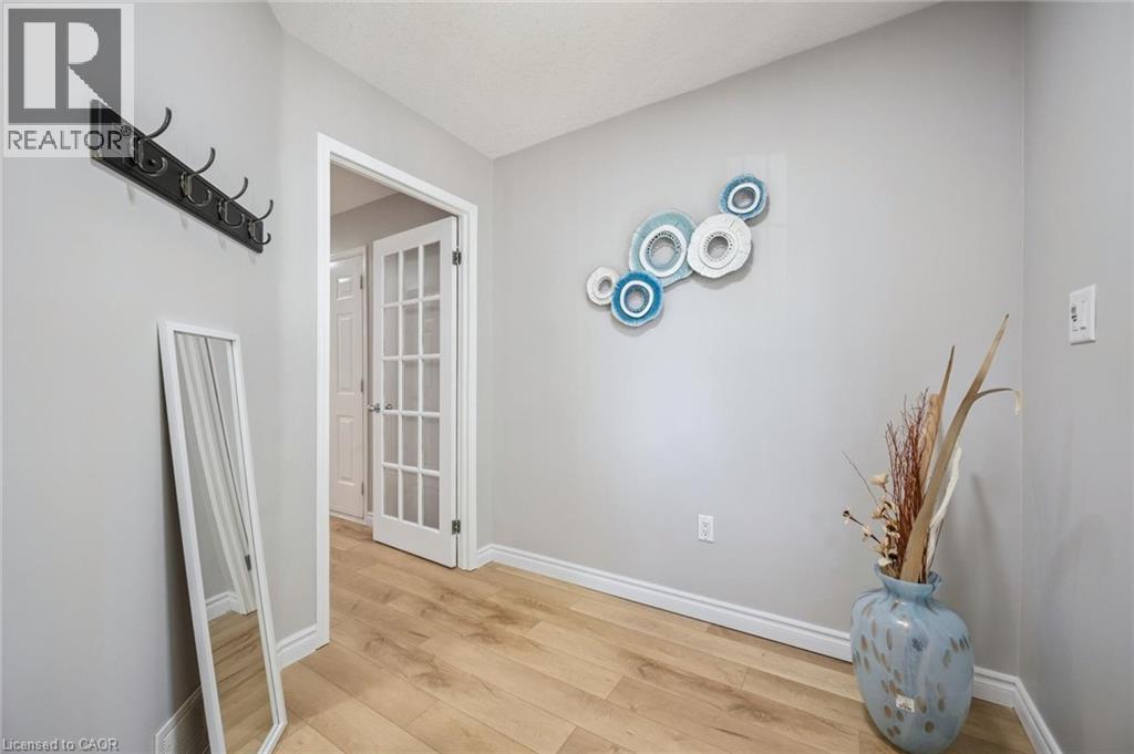 723 Black Cherry Street, Waterloo, Ontario  N2V 2P3 - Photo 7 - 40770461