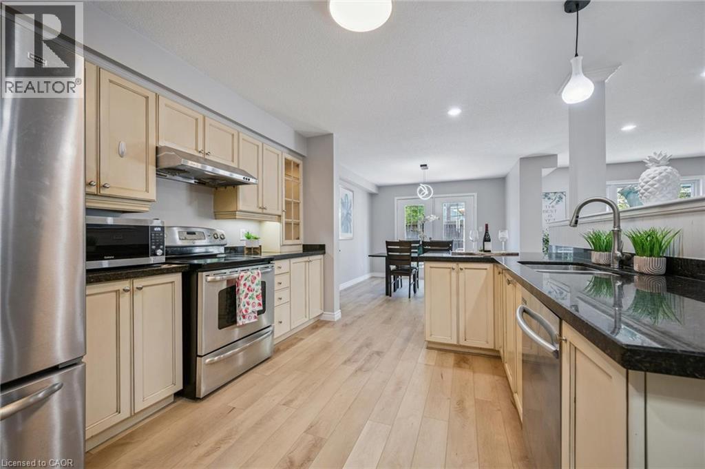 723 Black Cherry Street, Waterloo, Ontario  N2V 2P3 - Photo 9 - 40770461
