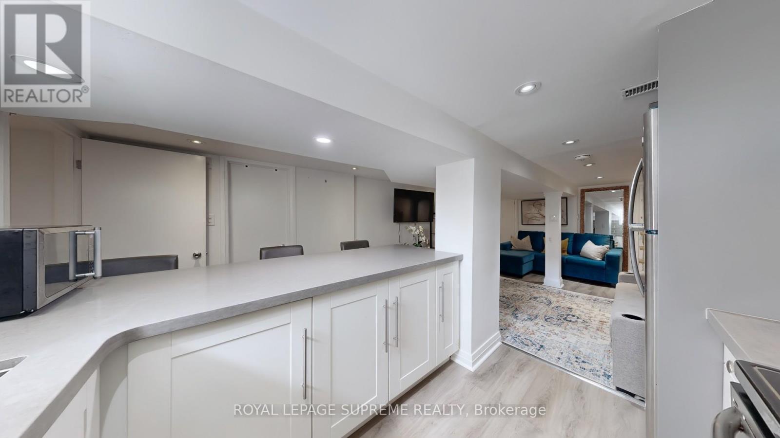 310 Nairn Avenue, Toronto, Ontario  M6E 4H8 - Photo 35 - W12315357