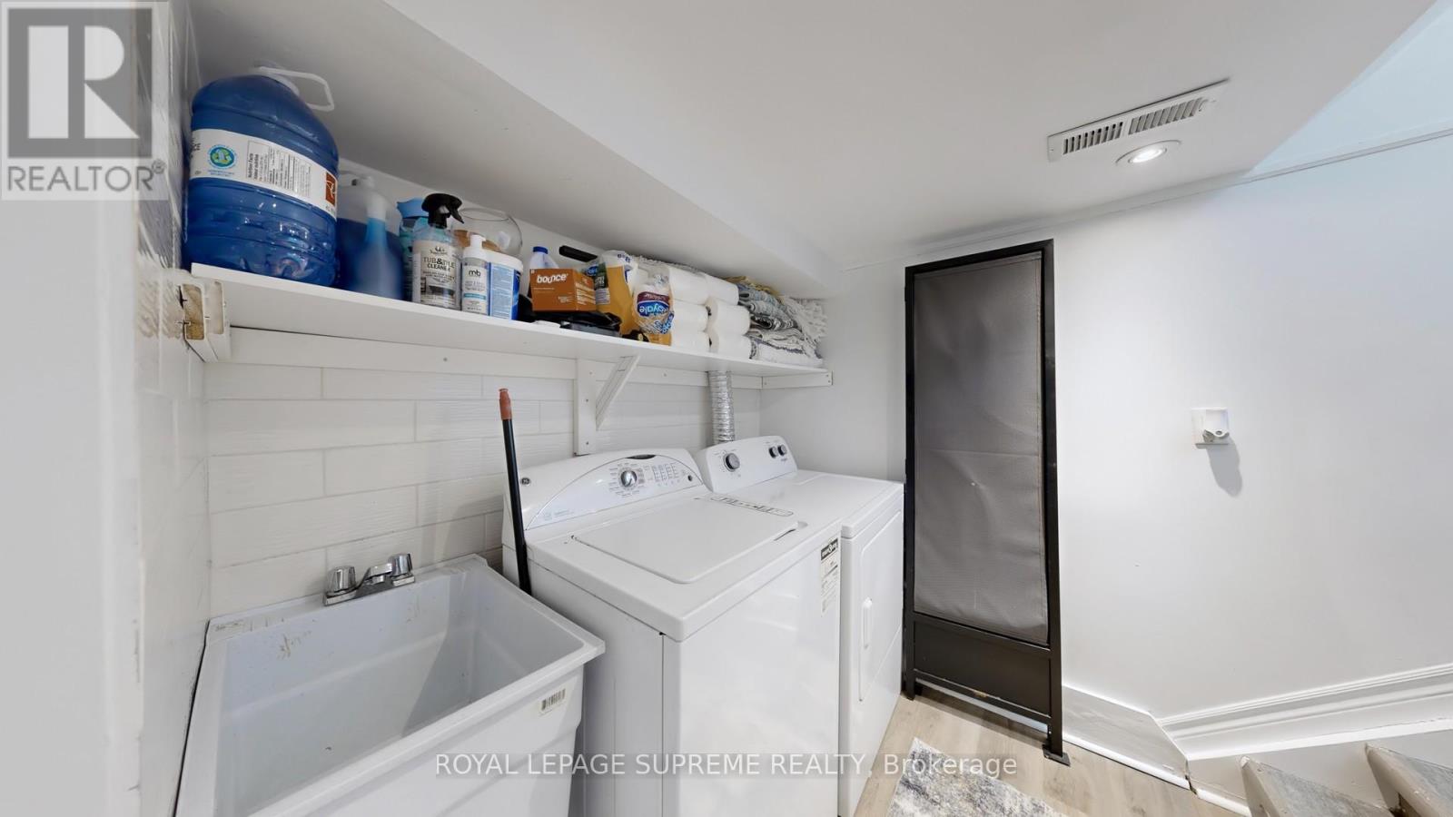 310 Nairn Avenue, Toronto, Ontario  M6E 4H8 - Photo 42 - W12315357
