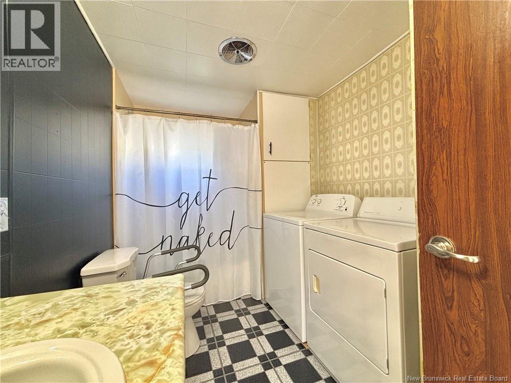 541 Kent, Bathurst, New Brunswick  E2A 2T2 - Photo 10 - NB127520