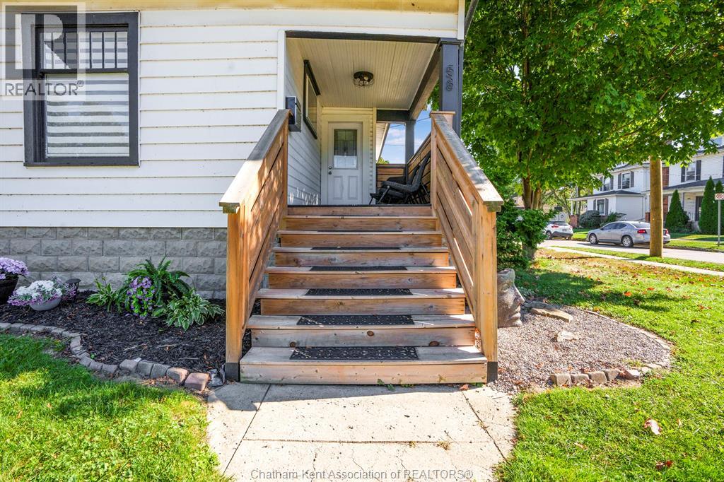58 Forest Street, Chatham, Ontario  N7L 2A2 - Photo 10 - 25024746
