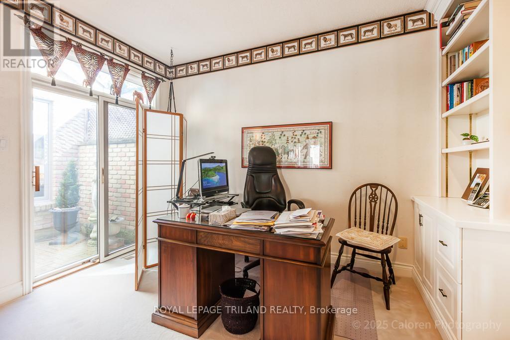 23 - 1040 Riverside Drive, London North, Ontario  N6H 5N4 - Photo 30 - X12436004