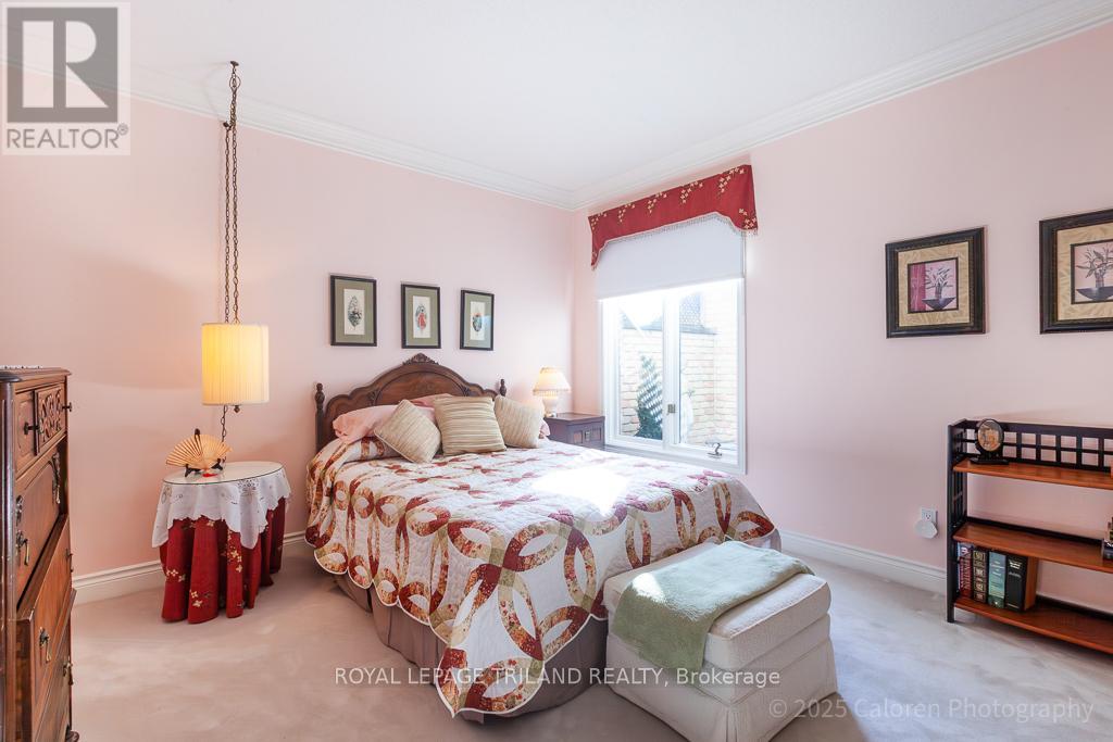 23 - 1040 Riverside Drive, London North, Ontario  N6H 5N4 - Photo 35 - X12436004