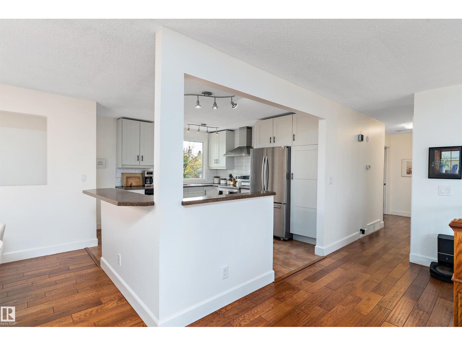 25 Grant Av, Sherwood Park, Alberta  T8A 3B7 - Photo 12 - E4460160