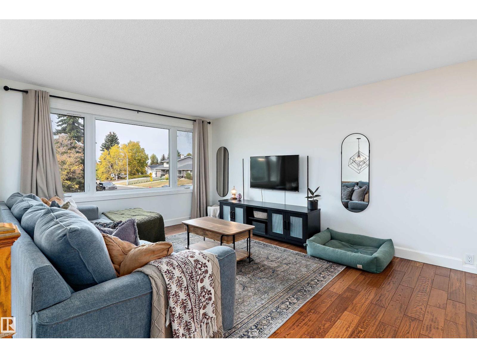 25 Grant Av, Sherwood Park, Alberta  T8A 3B7 - Photo 5 - E4460160