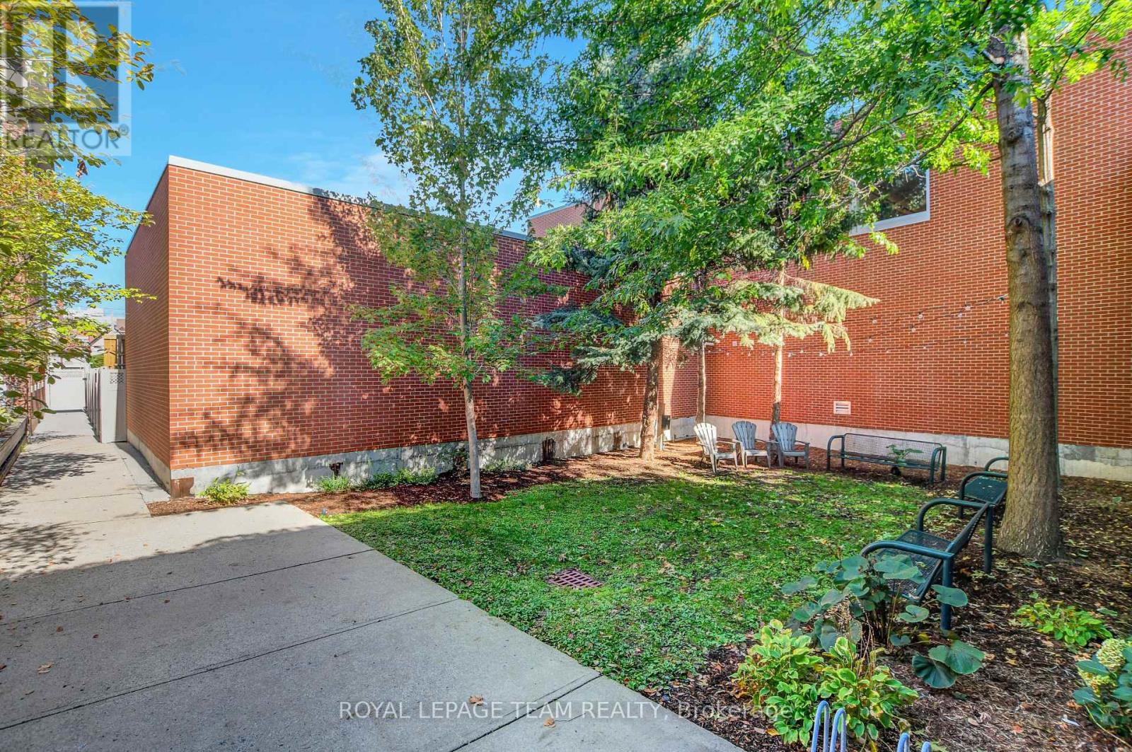 102 - 400 Mcleod Street, Ottawa, Ontario  K2P 1A6 - Photo 23 - X12435975