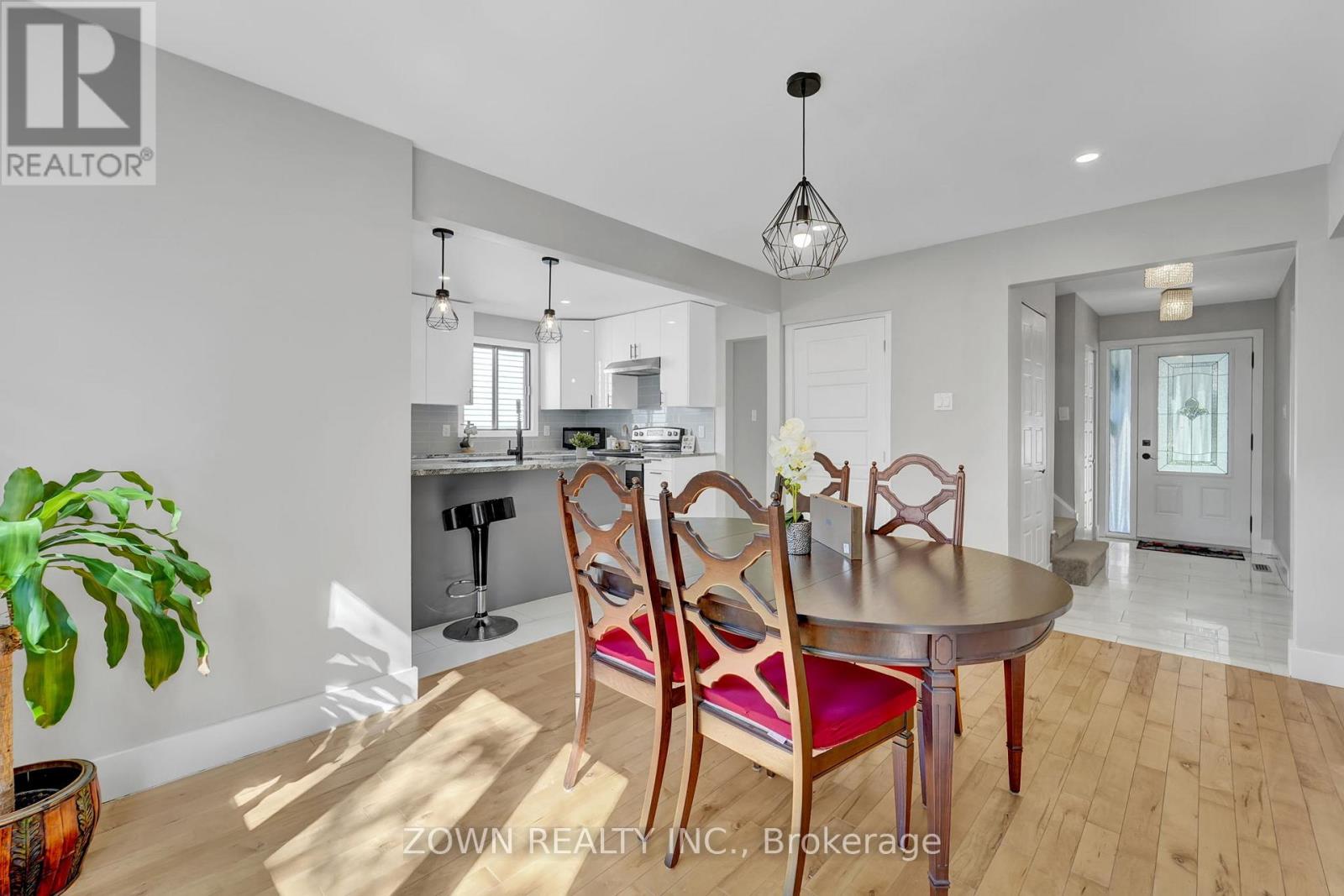 6346 Beausejour Drive, Ottawa, Ontario  K1C 3J8 - Photo 14 - X12435986