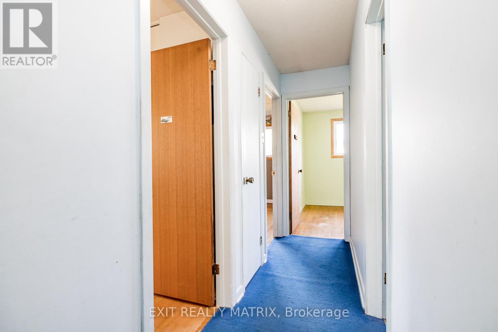 8 Brian Crescent, Ottawa, Ontario  K2H 6X3 - Photo 21 - X12435997