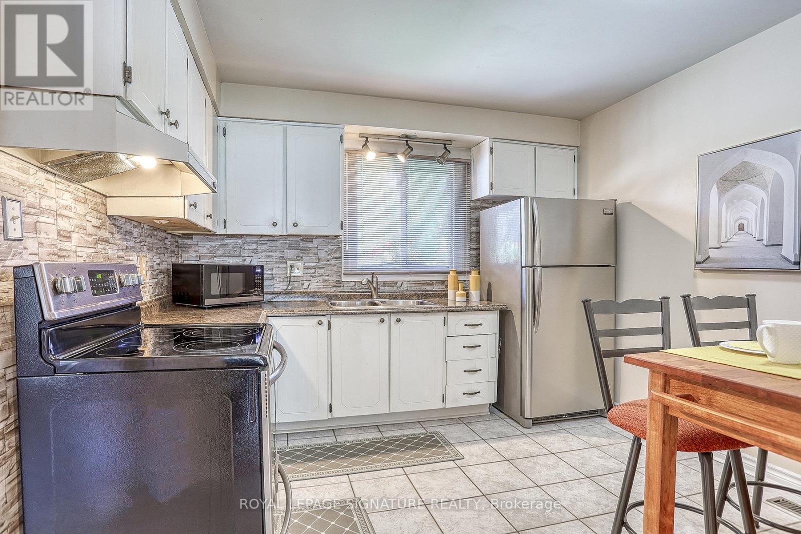 5 Golden Appleway, Toronto, Ontario  M3A 0H5 - Photo 9 - C12435983