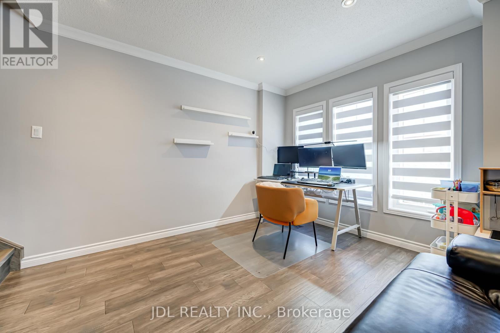 103 Thoroughbred Way, Markham, Ontario  L6C 0B7 - Photo 14 - N12435942