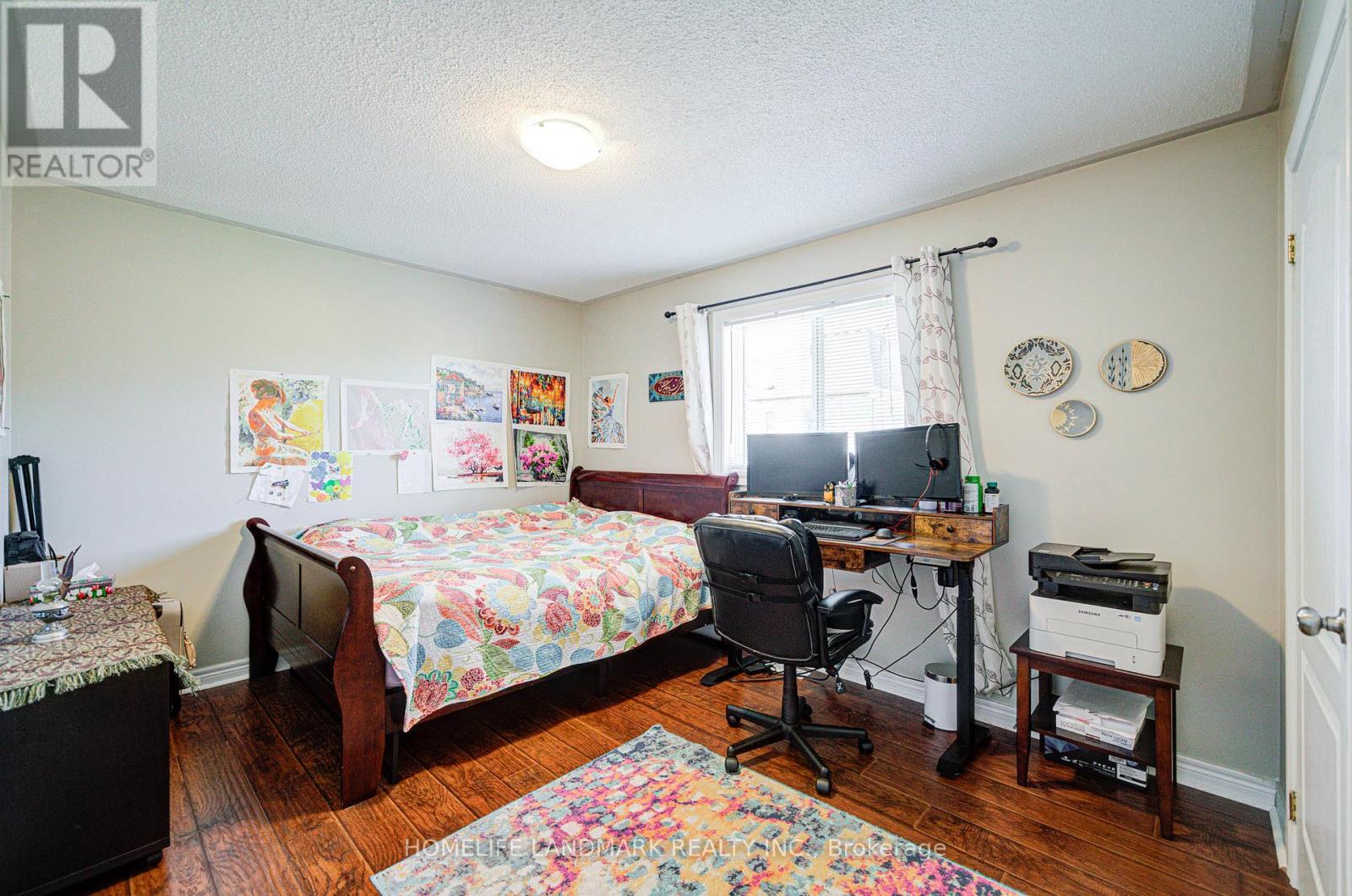 194 Dean Burton Lane, Newmarket, Ontario  L3X 3C4 - Photo 23 - N12435957