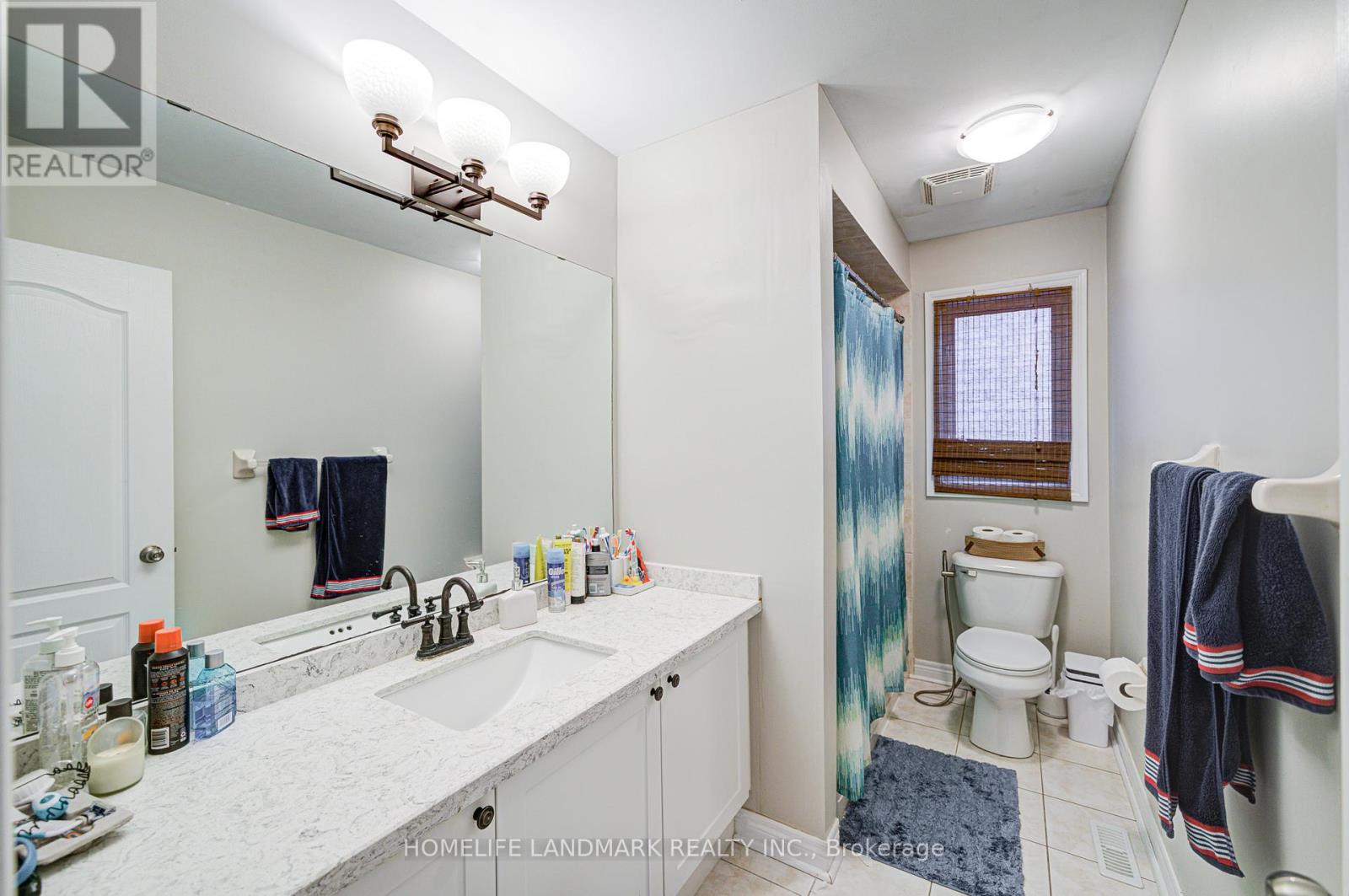 194 Dean Burton Lane, Newmarket, Ontario  L3X 3C4 - Photo 24 - N12435957