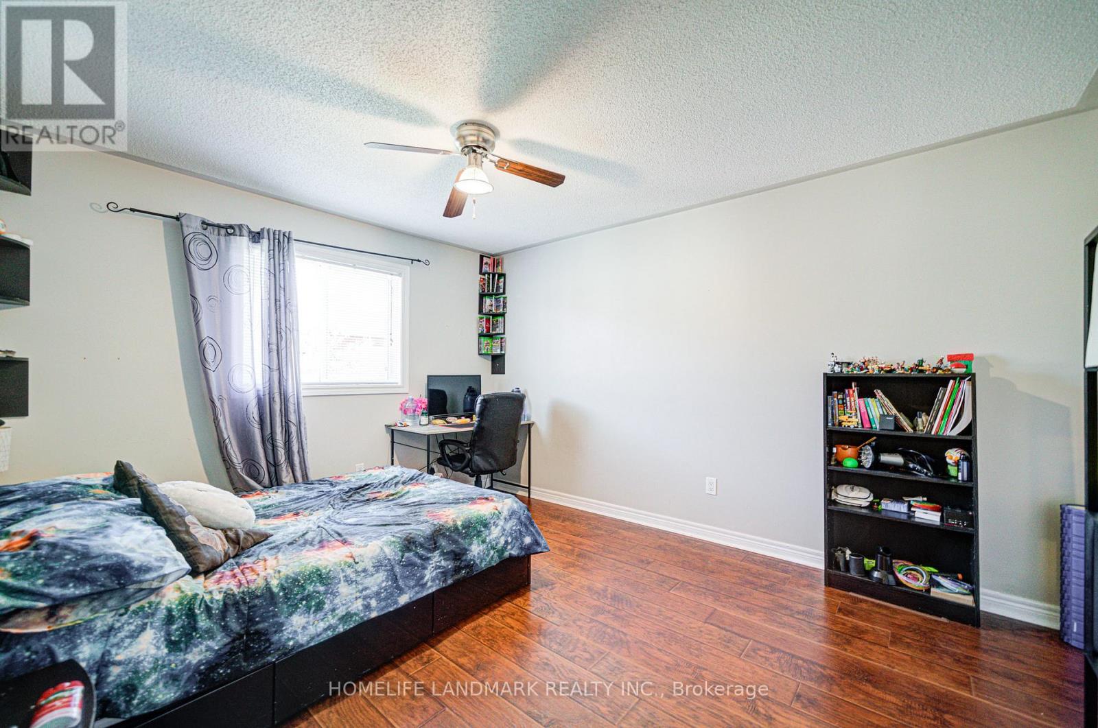 194 Dean Burton Lane, Newmarket, Ontario  L3X 3C4 - Photo 25 - N12435957