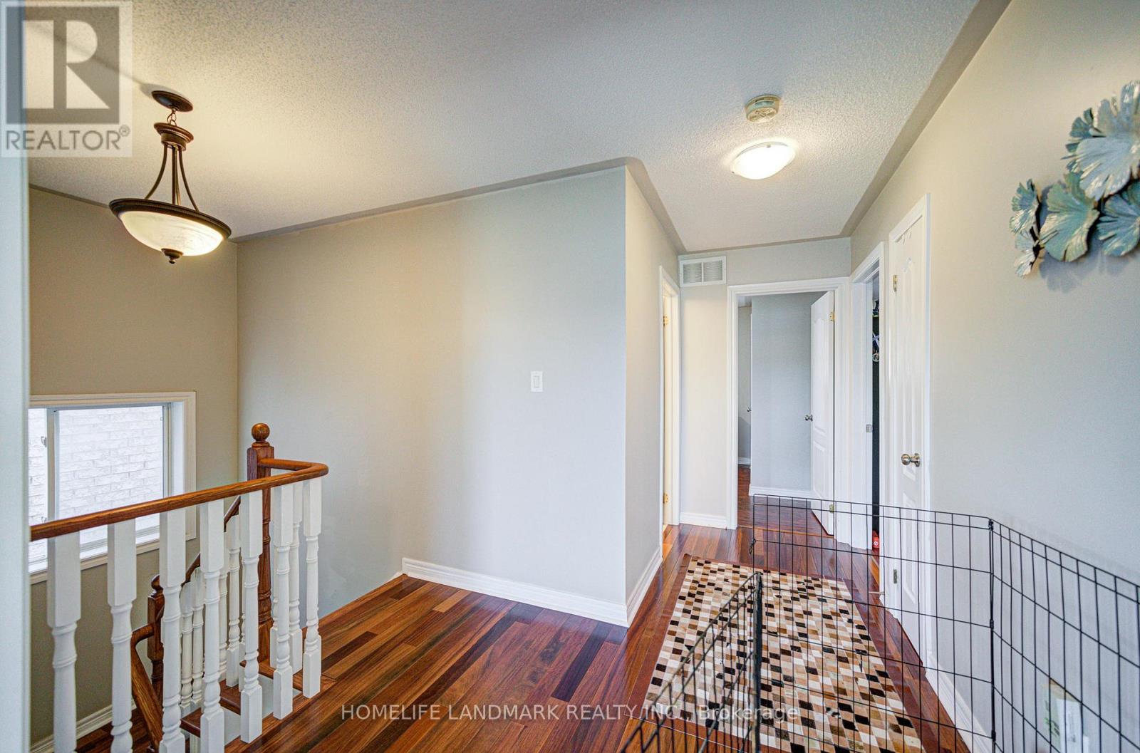 194 Dean Burton Lane, Newmarket, Ontario  L3X 3C4 - Photo 27 - N12435957