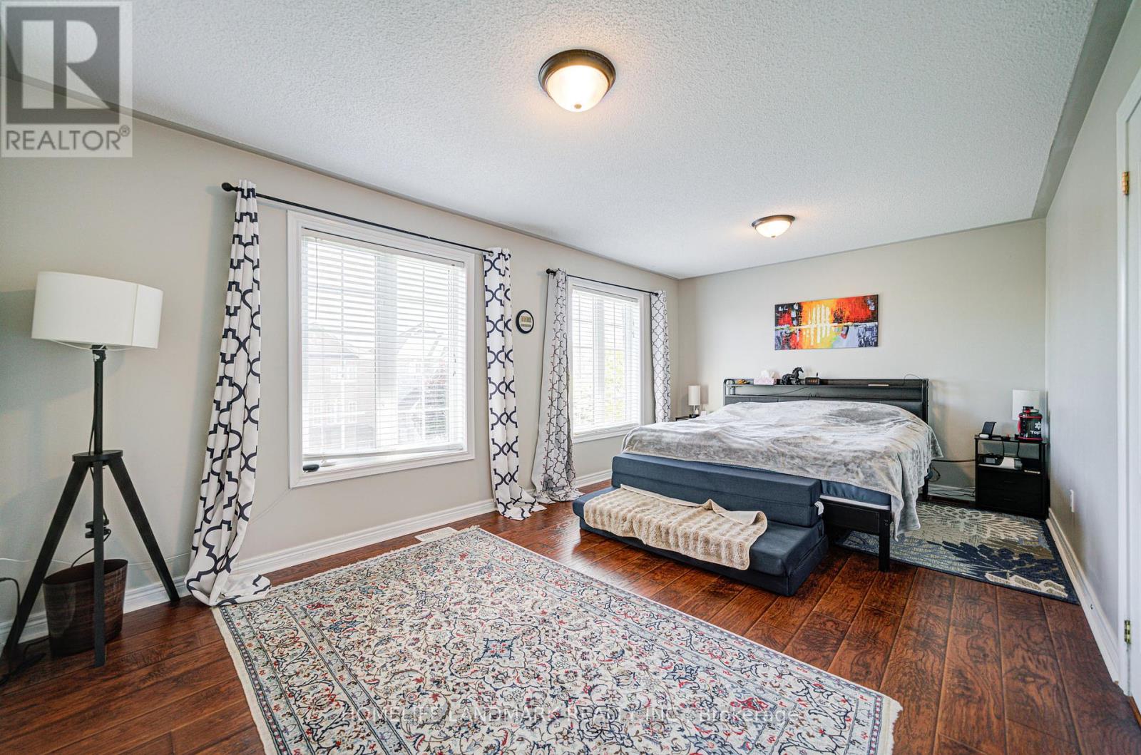 194 Dean Burton Lane, Newmarket, Ontario  L3X 3C4 - Photo 30 - N12435957