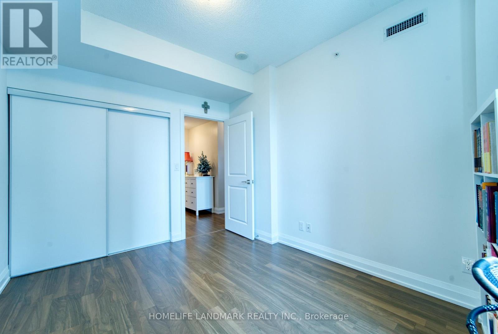 1201 - 7171 Yonge Street, Markham, Ontario  L3T 0C5 - Photo 17 - N12435963