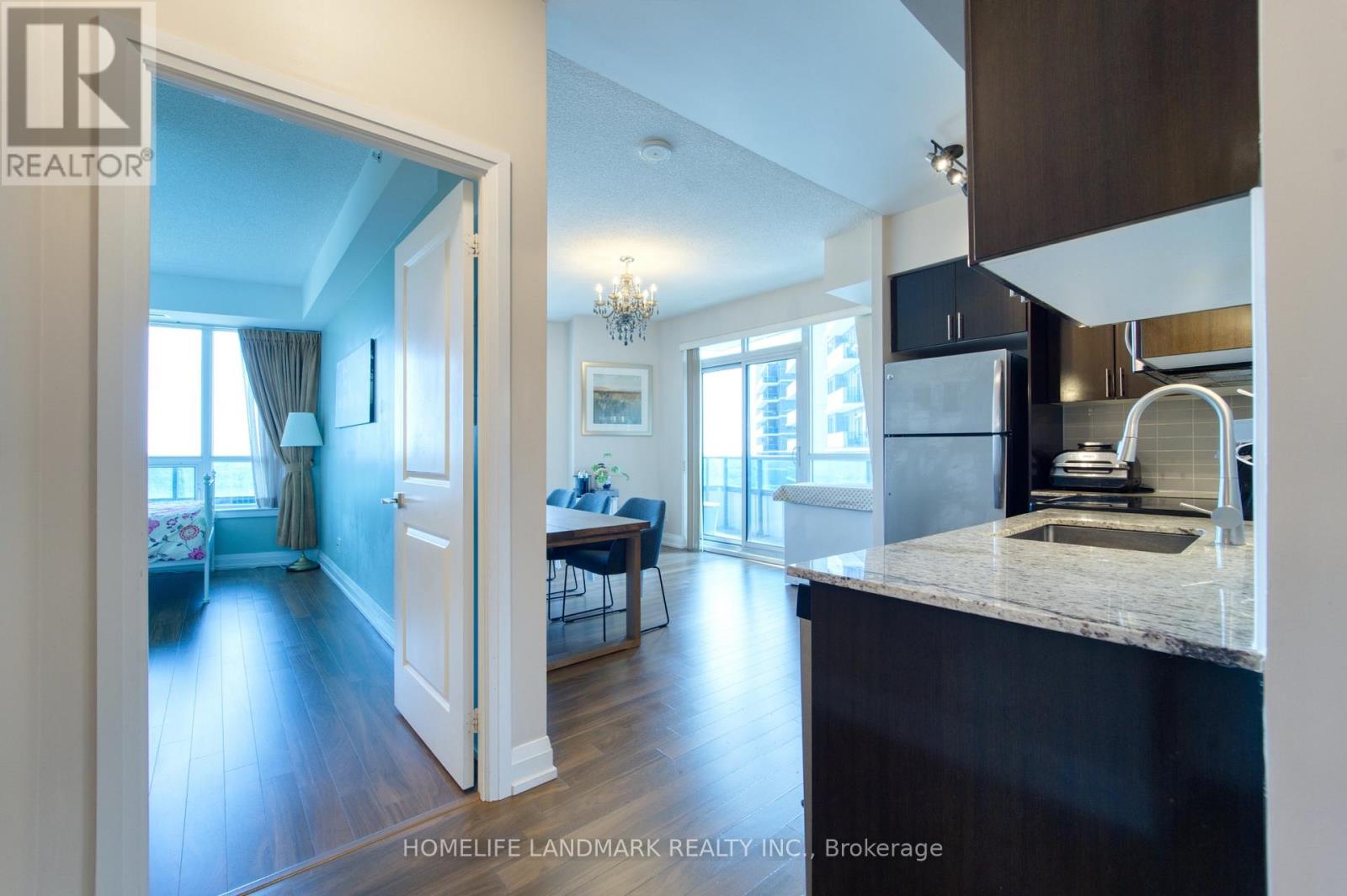1201 - 7171 Yonge Street, Markham, Ontario  L3T 0C5 - Photo 8 - N12435963