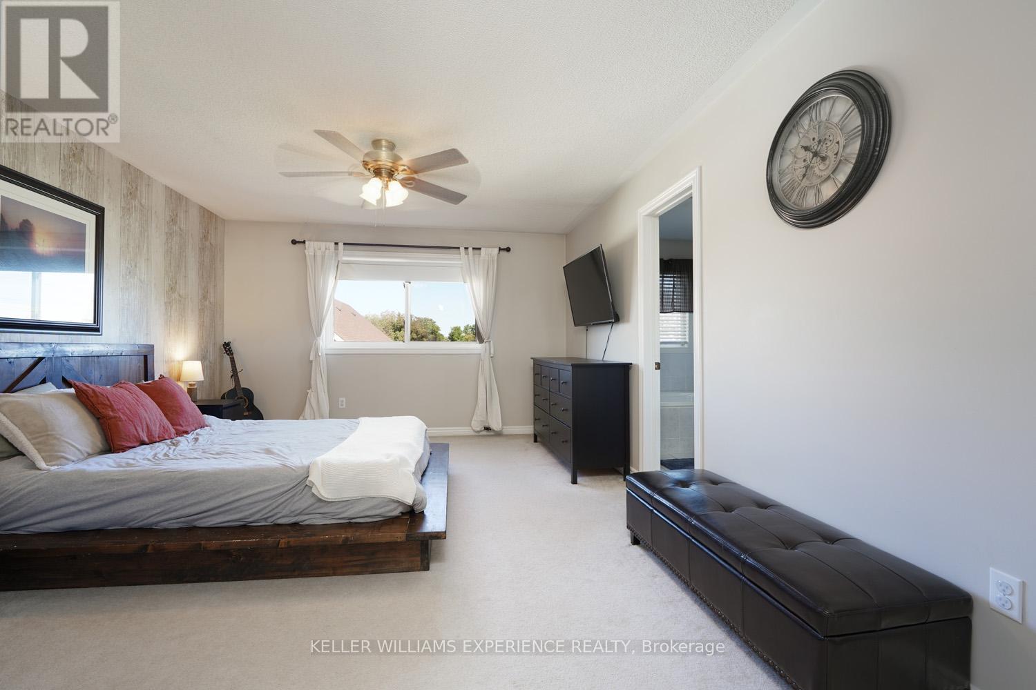 2 - 1087 Brook Gardens Marsh, Newmarket, Ontario  L3Y 8W6 - Photo 17 - N12435973