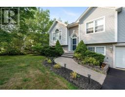 6 Codys Lane, Elmsdale, Ca