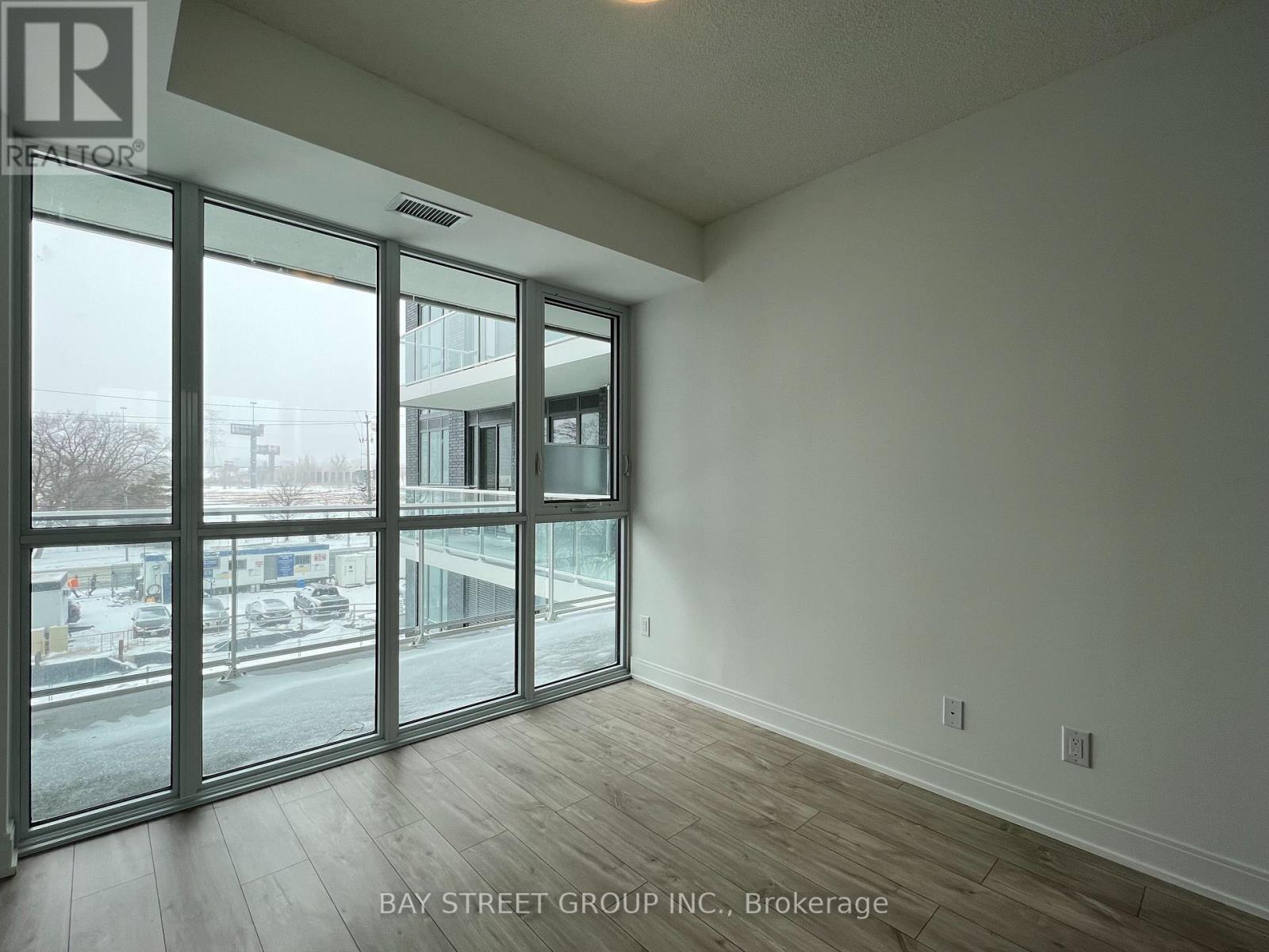 317 - 70 Annie Craig Drive, Toronto, Ontario  M8V 0C4 - Photo 10 - W12435955