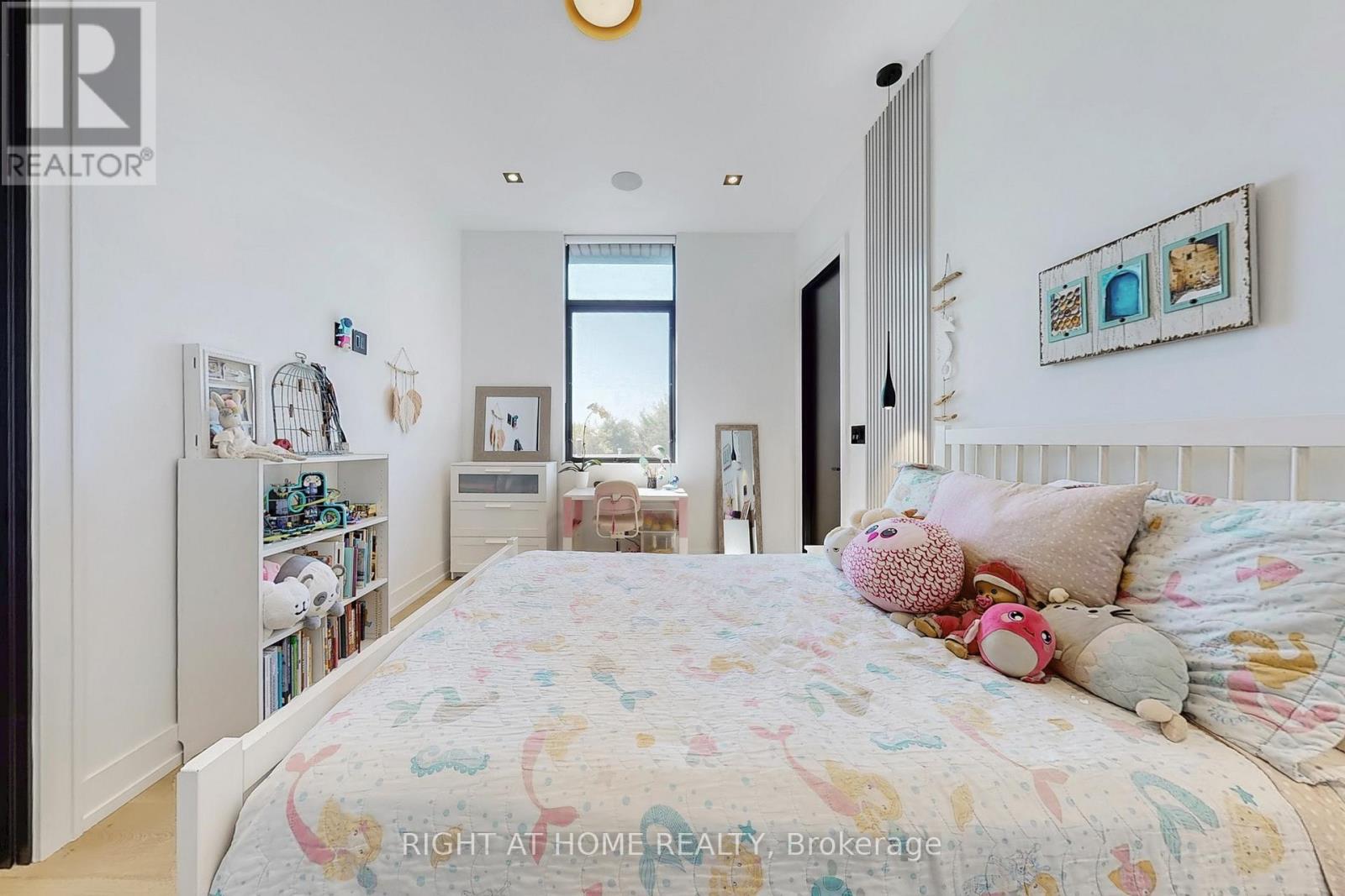 845 Seventh Street, Mississauga, Ontario  L5E 1N9 - Photo 32 - W12435960