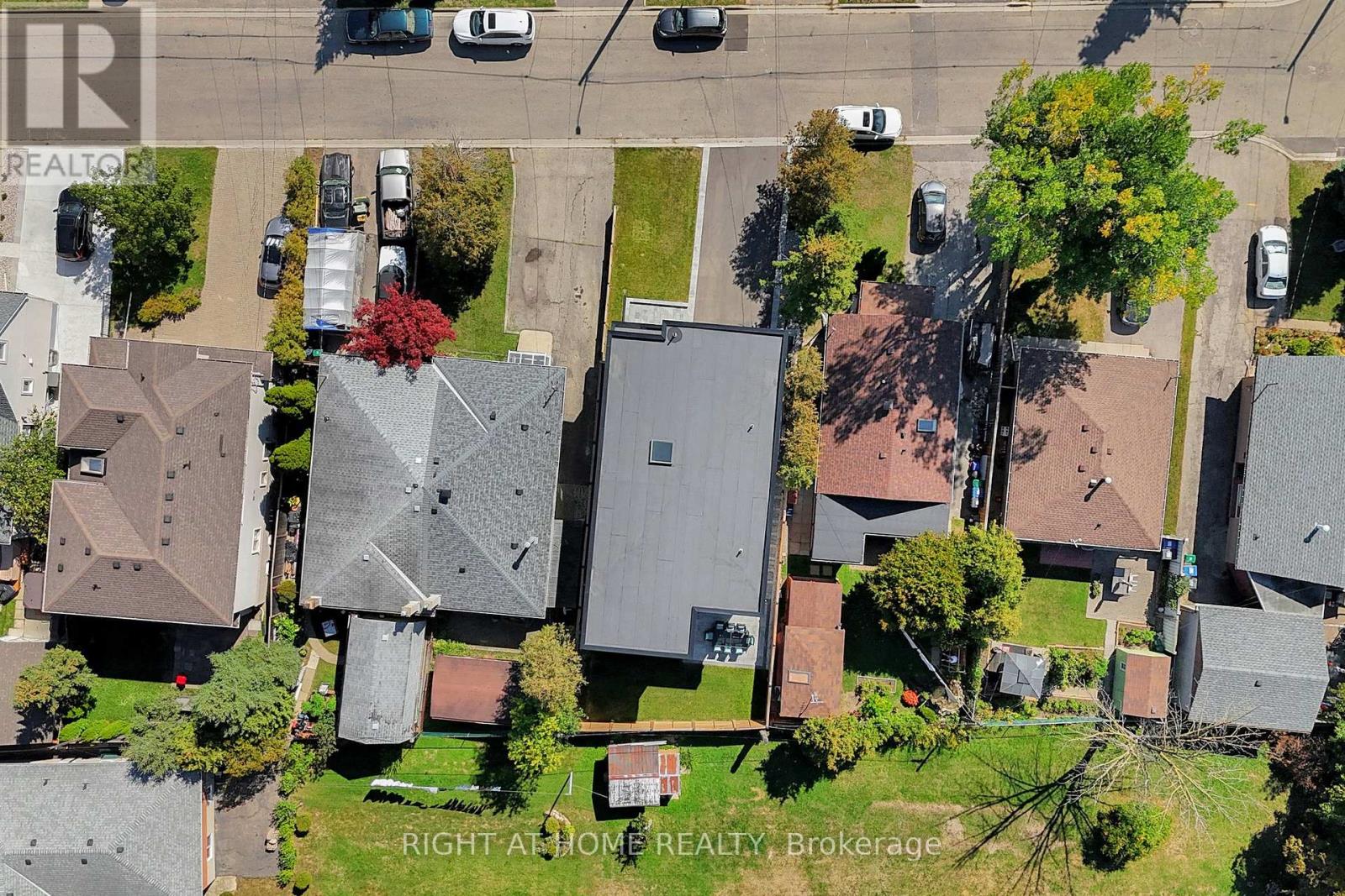 845 Seventh Street, Mississauga, Ontario  L5E 1N9 - Photo 46 - W12435960