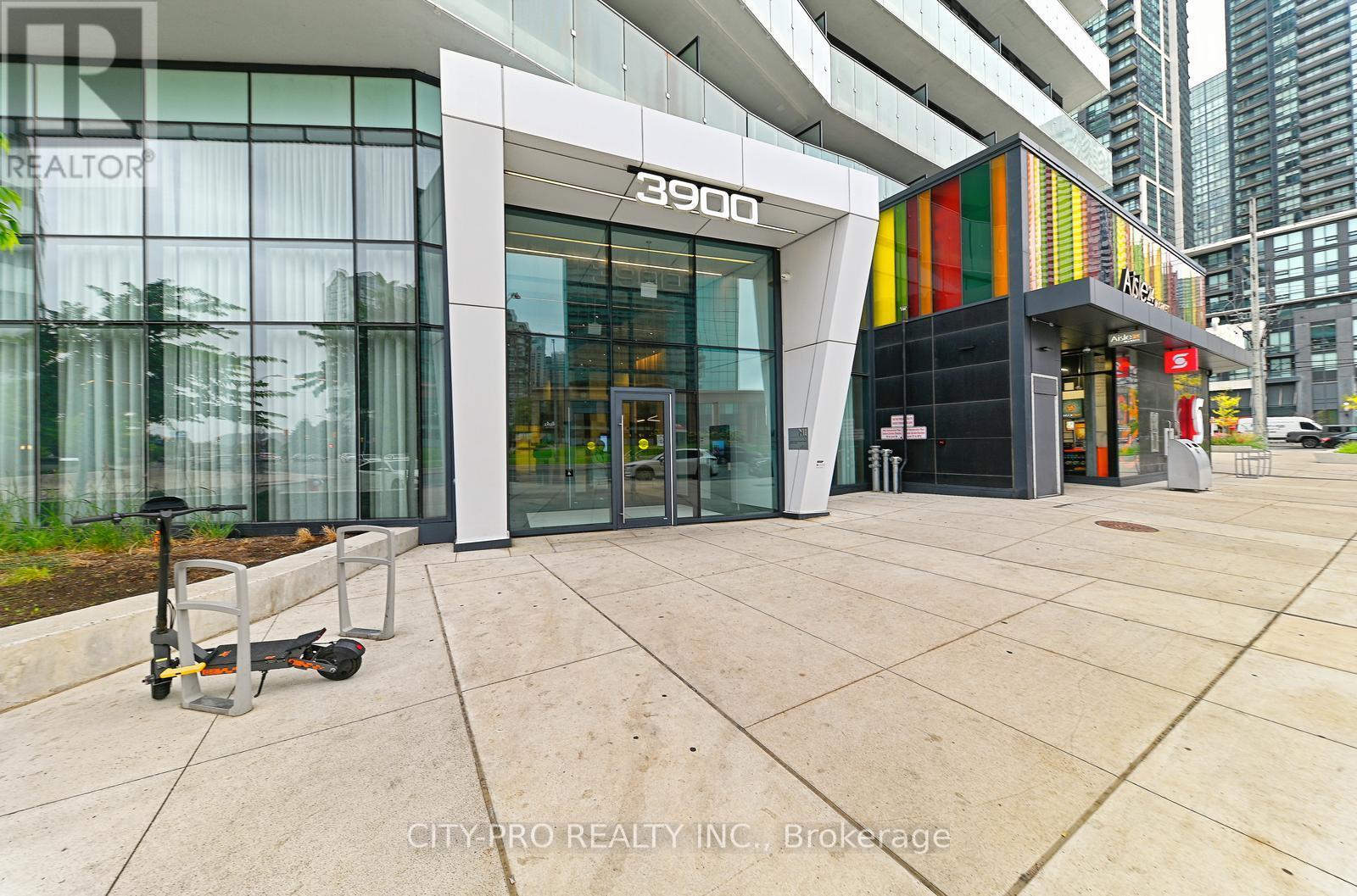 410 - 3900 Confederation Parkway, Mississauga, Ontario  L5B 0M3 - Photo 4 - W12435976