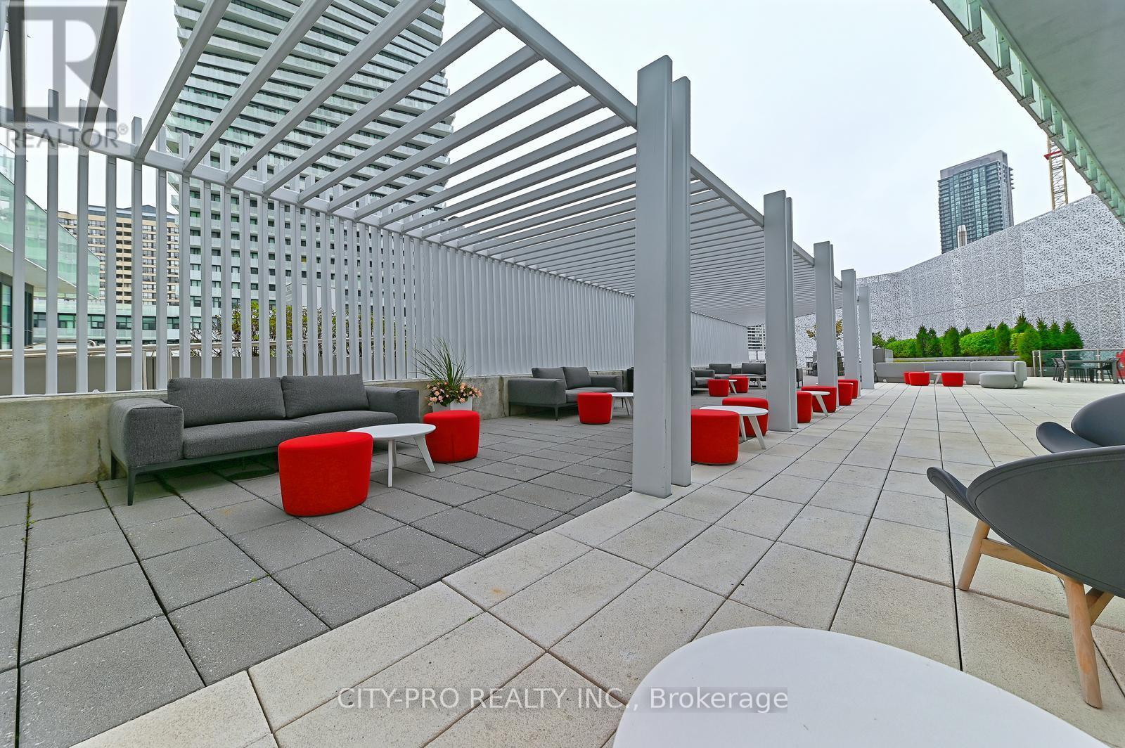 410 - 3900 Confederation Parkway, Mississauga, Ontario  L5B 0M3 - Photo 42 - W12435976
