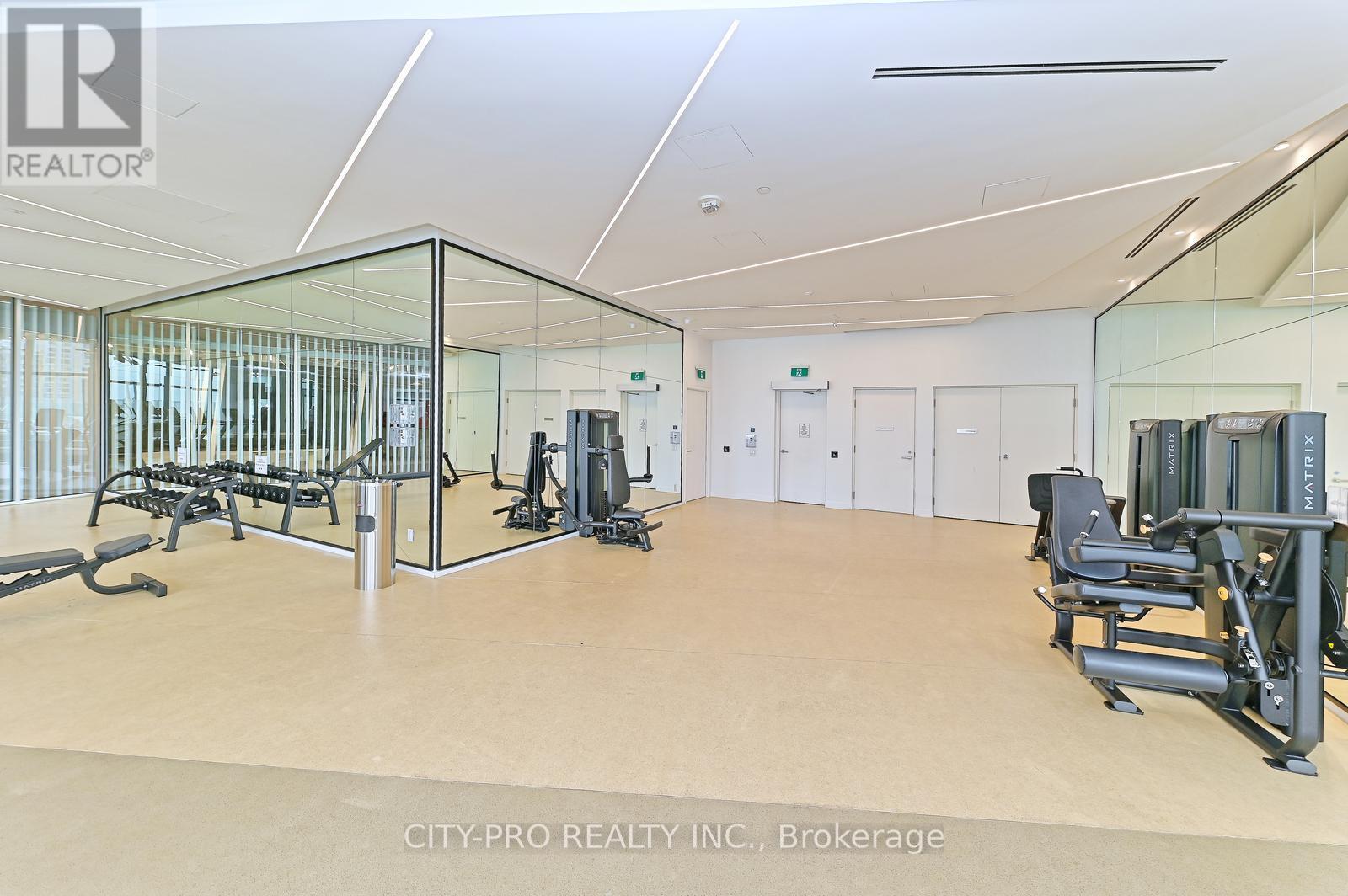 410 - 3900 Confederation Parkway, Mississauga, Ontario  L5B 0M3 - Photo 45 - W12435976